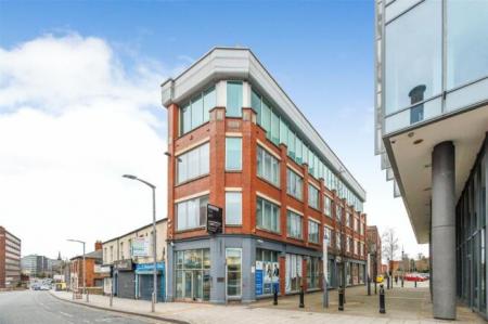 1 bedroom Flat for sale in Wellington Road South, Stockport, SK4