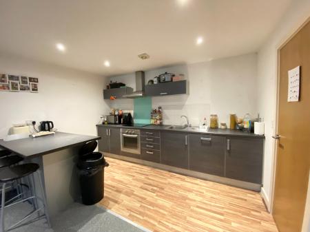 1 bedroom Flat share to let in Range Road, Whalley Range, Manchester, M16