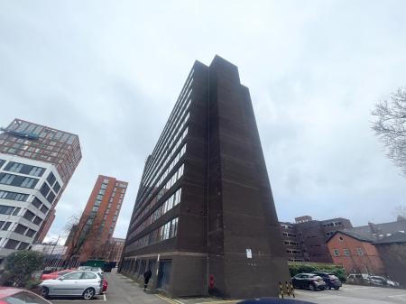 1 bedroom Flat to let in Talbot Road, Old Trafford, Manchester, M16