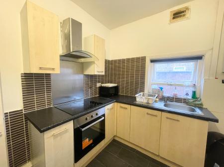 1 bedroom Flat to let in Darnley Street, Old Trafford, Manchester, M16