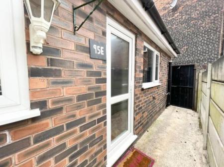 Manchester Road, Chorlton, Manchester, M21