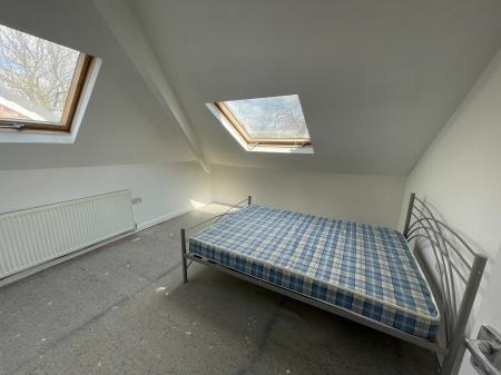 2 bedroom Flat to let in Manchester Road, Chorlton, Manchester, M21