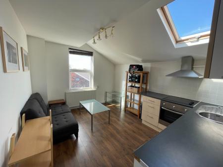 2 bedroom Flat to let in Manchester Road, Chorlton, Manchester, M21
