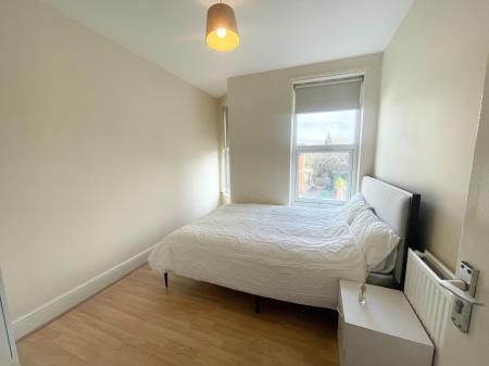 1 bedroom House share to let in Barlow Moor Road, Chorlton, Manchester, M21