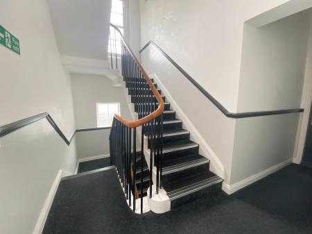 2 bedroom Flat to let in Keppel Road, Chorlton, Manchester, M21