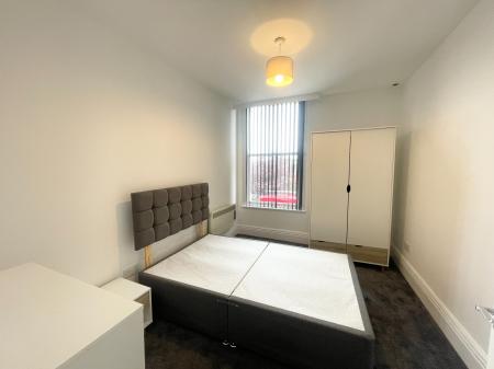 2 bedroom Flat to let in Wilbraham Road, Chorlton, Manchester, M21