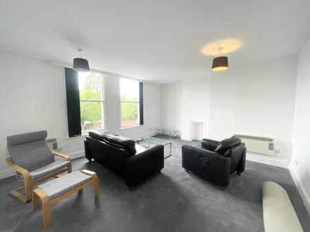 2 bedroom Flat to let in Wilbraham Road, Chorlton, Manchester, M21
