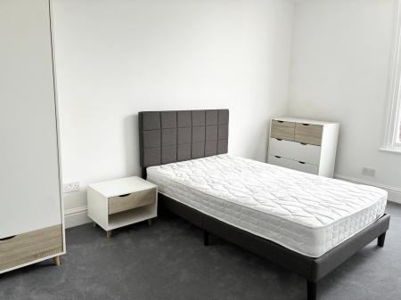 2 bedroom Flat to let in Wilbraham Road, Chorlton, Manchester, M21