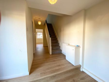 3 bedroom Terraced House to let in Abingdon Road, Bramhall, SK7