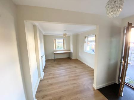 3 bedroom Terraced House to let in Abingdon Road, Bramhall, SK7