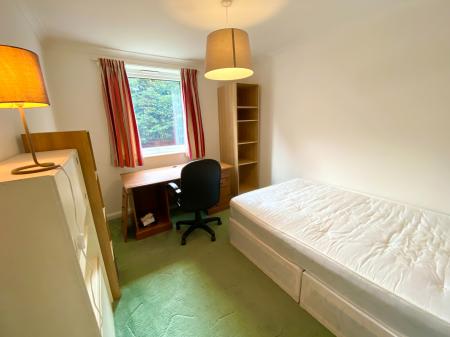 2 bedroom Flat to let in Stanton Avenue, Didsbury, Manchester, M20