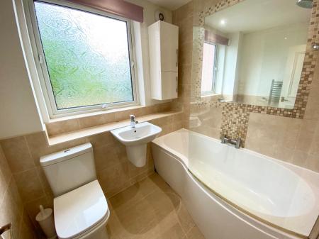 2 bedroom Flat to let in Stanton Avenue, Didsbury, Manchester, M20