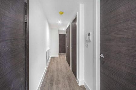 2 bedroom Flat to let in Palatine Road, Didsbury, Manchester, M20
