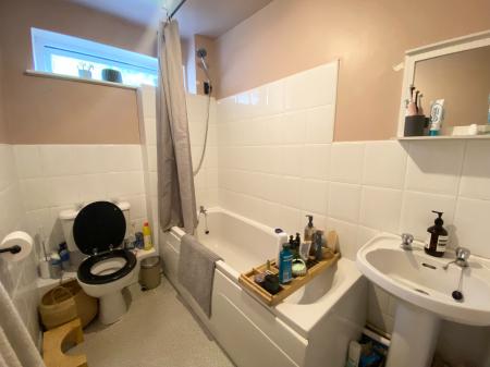 1 bedroom Flat to let in Hackness Road, Chorlton, Manchester, M21