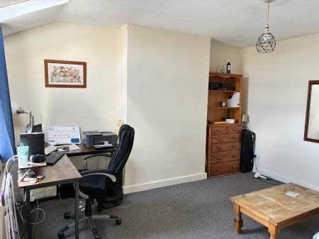 1 bedroom Flat to let in Mauldeth Road West, Withington, Manchester, M20