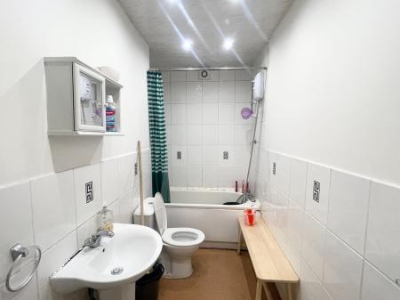 1 bedroom Flat to let in Wilbraham Road, Chorlton, Manchester, M21