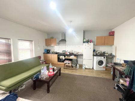 1 bedroom Flat to let in Wilbraham Road, Chorlton, Manchester, M21
