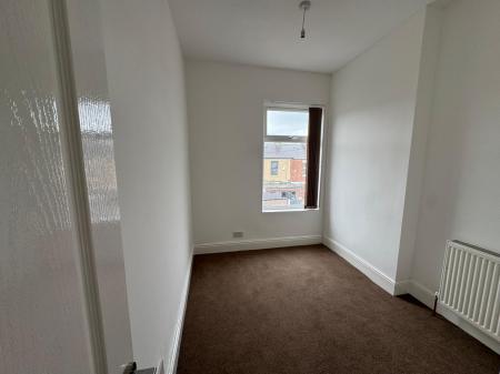 3 bedroom Terraced House to let in Redlam, BLACKBURN, BB2