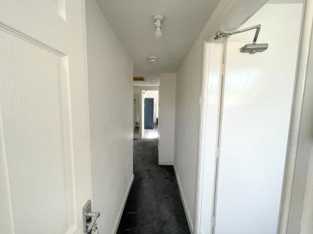 3 bedroom Flat to let in Demesne Road, Whalley Range, Manchester, M16