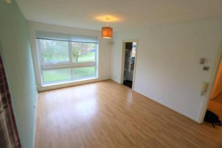 2 bedroom Flat to let in Hackness Road, Chorlton, Manchester, M21
