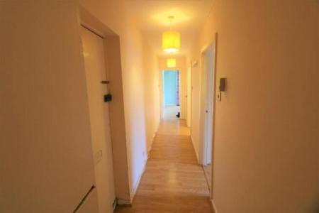 2 bedroom Flat to let in Hackness Road, Chorlton, Manchester, M21