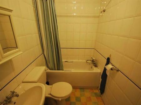 1 bedroom Flat to let in Mauldeth Road West, Withington, Manchester, M20