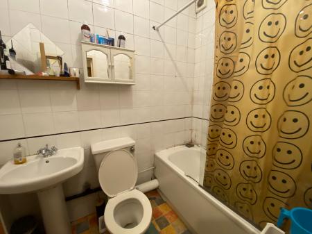 1 bedroom Flat to let in Mauldeth Road West, Withington, Manchester, M20