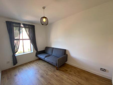 1 bedroom Flat to let in Withington Road, Whalley Range, Manchester, M16