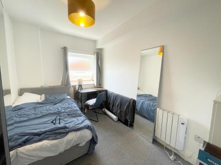 2 bedroom Flat to let in Upper Chorlton Road, Whalley Range, Manchester, M16