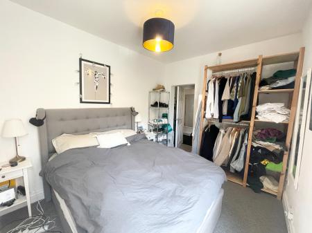 2 bedroom Flat to let in Upper Chorlton Road, Whalley Range, Manchester, M16