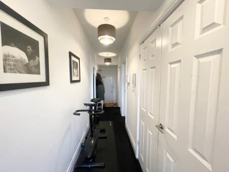 2 bedroom Flat to let in Upper Chorlton Road, Whalley Range, Manchester, M16