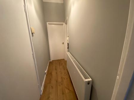 2 bedroom Flat to let in Palatine Road, Northenden, Manchester, M20