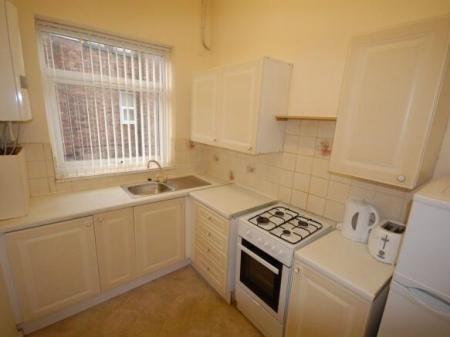 2 bedroom Flat to let in Palatine Road, Northenden, Manchester, M20