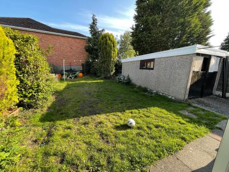 3 bedroom Semi-detached house to let in Kings Road, Chorlton, Manchester, M21