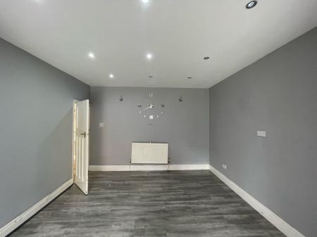 3 bedroom Semi-detached house to let in Kings Road, Chorlton, Manchester, M21