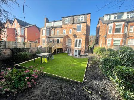 2 bedroom Flat to let in Egerton Road North, Chorlton, Manchester, M21