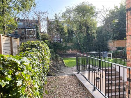 2 bedroom Flat to let in Egerton Road North, Chorlton, Manchester, M21