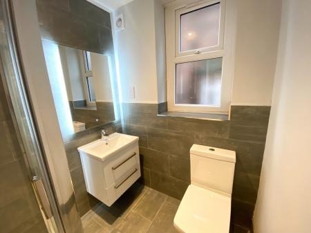 2 bedroom Flat to let in Egerton Road North, Chorlton, Manchester, M21