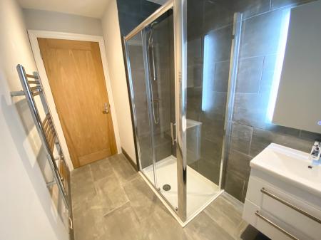 2 bedroom Flat to let in Egerton Road North, Chorlton, Manchester, M21