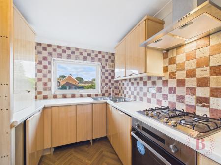 1 bedroom Flat for sale in Bridge Farm Lane, Clifton, NG11