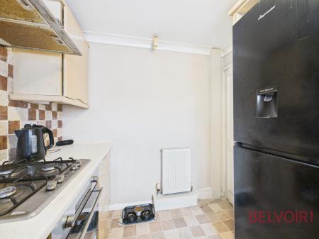 1 bedroom Flat for sale in Bridge Farm Lane, Clifton, NG11