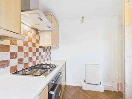 1 bedroom Flat for sale in Bridge Farm Lane, Clifton, NG11