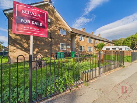 1 bedroom Flat for sale in Bridge Farm Lane, Clifton, NG11