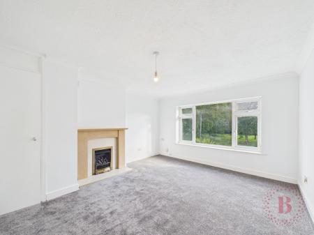 1 bedroom Flat for sale in Bridge Farm Lane, Clifton, NG11