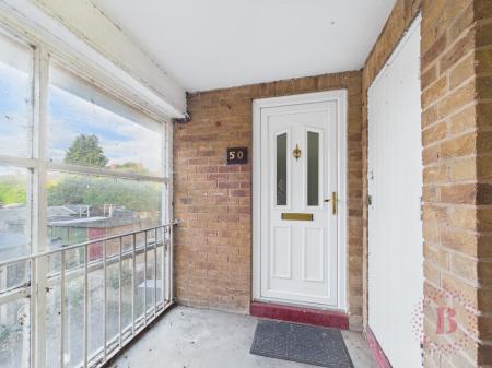 1 bedroom Flat for sale in Bridge Farm Lane, Clifton, NG11
