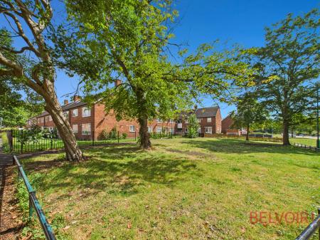 1 bedroom Flat for sale in Bridgnorth Drive, Clifton, NG11