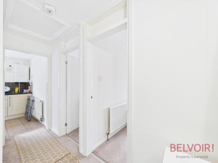 1 bedroom Flat for sale in Bridgnorth Drive, Clifton, NG11