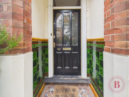 5 bedroom Semi-detached house for sale in Henry Road, West Bridgford, NG2