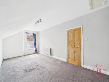 5 bedroom Semi-detached house for sale in Henry Road, West Bridgford, NG2
