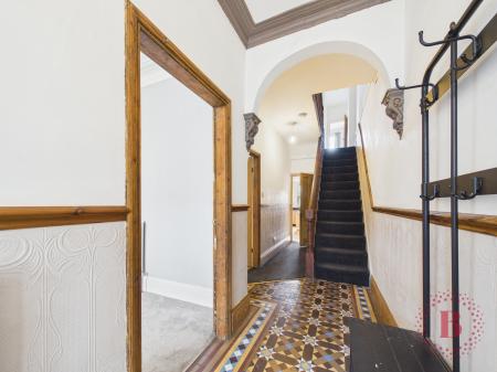 5 bedroom Semi-detached house for sale in Henry Road, West Bridgford, NG2